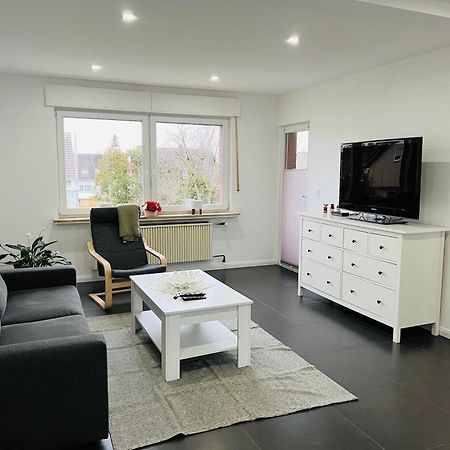 Elegante Apartment In Erftstadt Mit Balkon, Zentral, Bahnhof Nah, Phantasialand Bruehl Bei Cologne Buitenkant foto