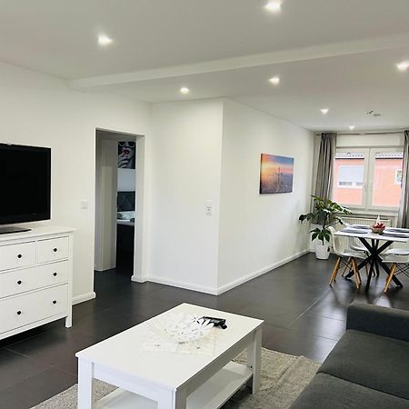 Elegante Apartment In Erftstadt Mit Balkon, Zentral, Bahnhof Nah, Phantasialand Bruehl Bei Cologne Buitenkant foto