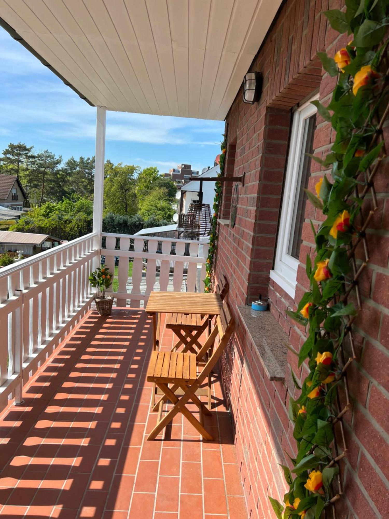 Elegante Apartment In Erftstadt Mit Balkon, Zentral, Bahnhof Nah, Phantasialand Bruehl Bei Cologne Buitenkant foto